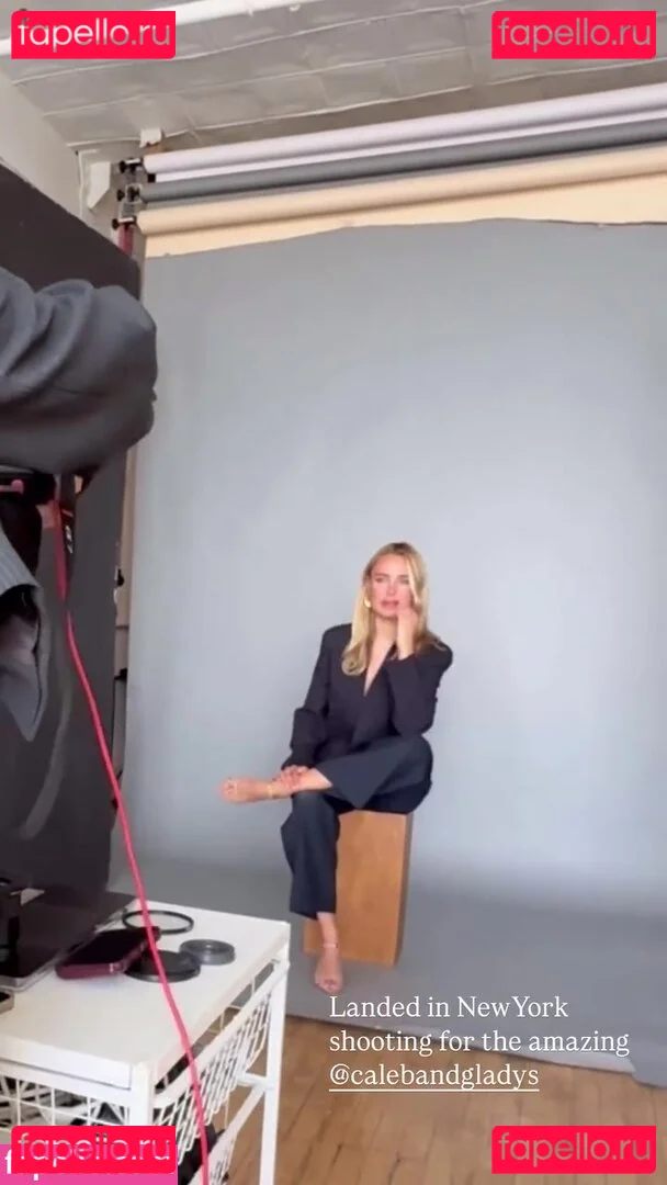 Kimberley Garner Onlyfans Photo Gallery 