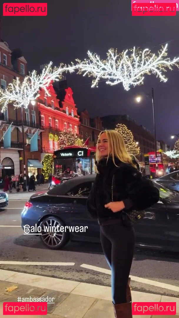 Kimberley Garner Onlyfans Photo Gallery 