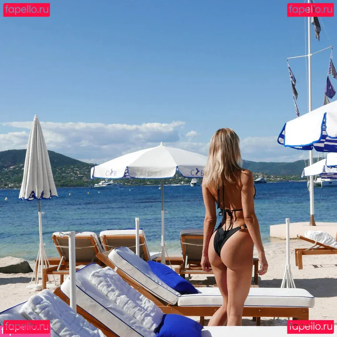 Kimberley Garner Onlyfans Photo Gallery 