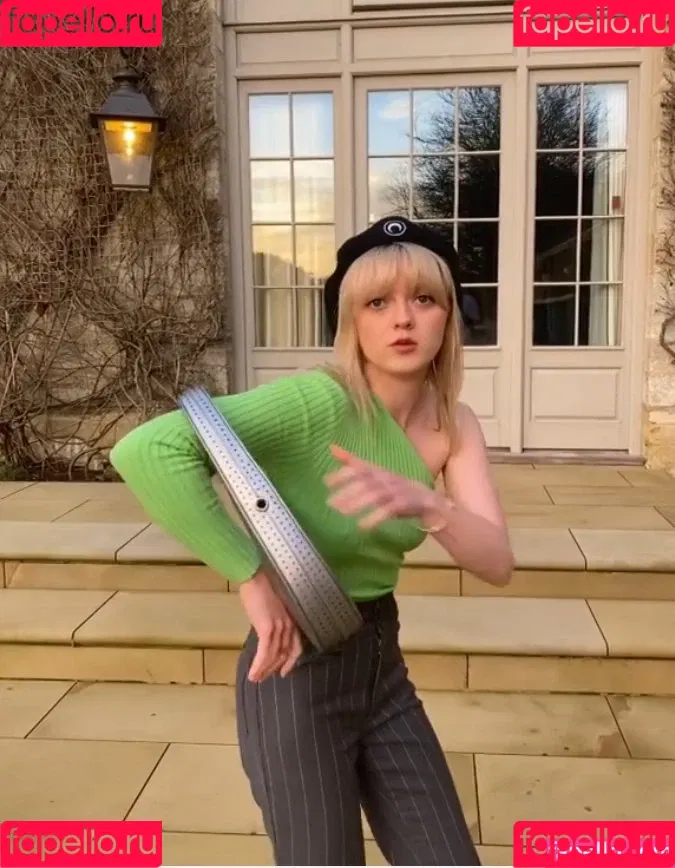 Maisie Williams Onlyfans Photo Gallery 