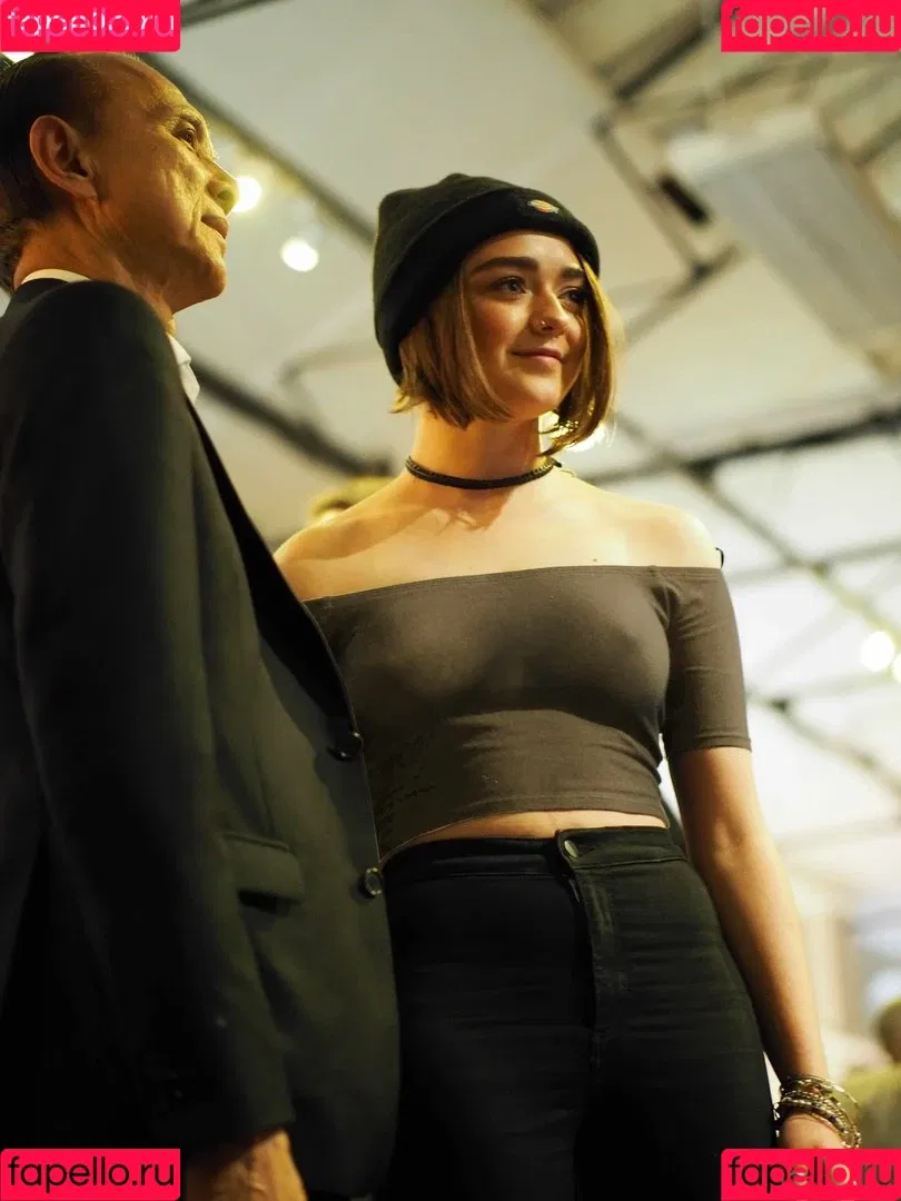 Maisie Williams Onlyfans Photo Gallery 