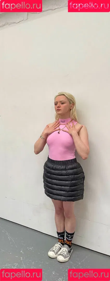 Maisie Williams Onlyfans Photo Gallery 
