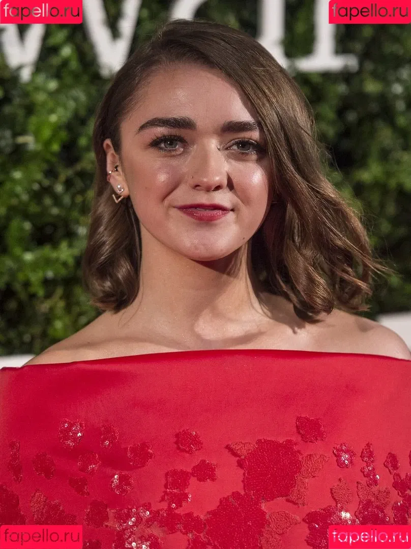 Maisie Williams Onlyfans Photo Gallery 