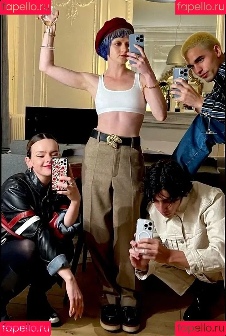 Maisie Williams Onlyfans Photo Gallery 