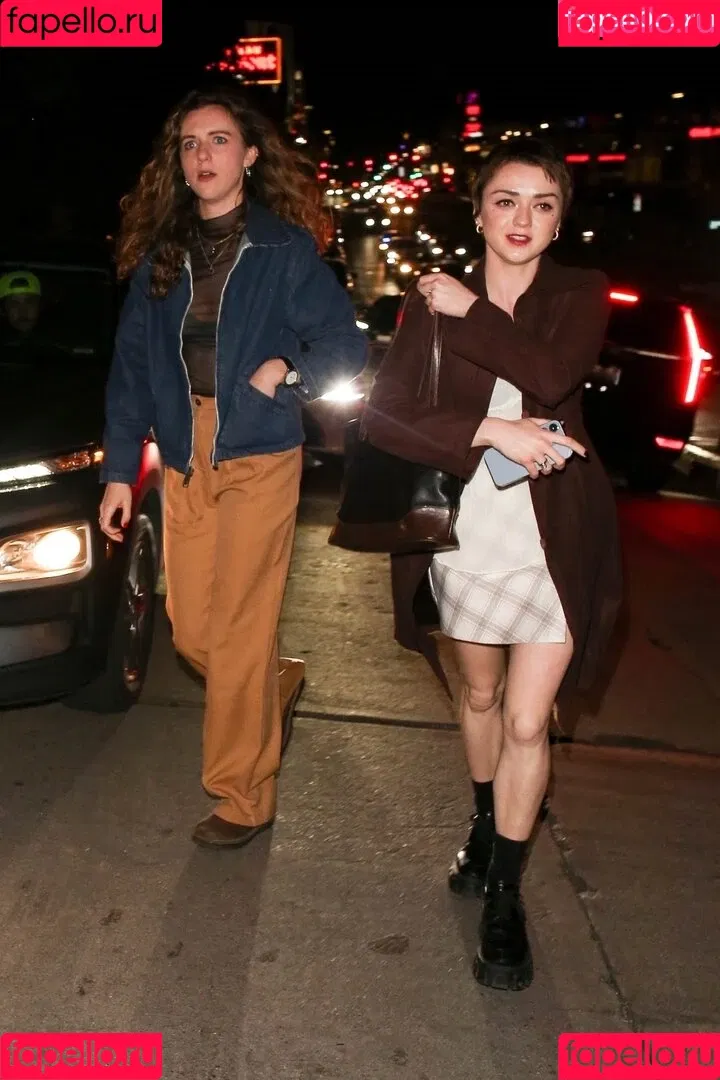 Maisie Williams Onlyfans Photo Gallery 