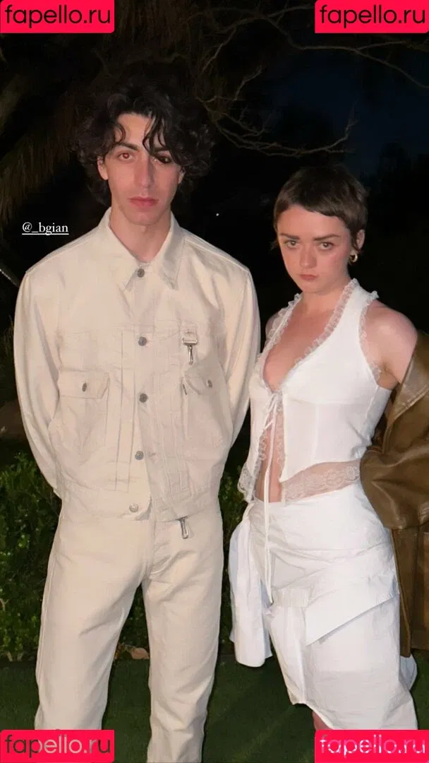 Maisie Williams Onlyfans Photo Gallery 