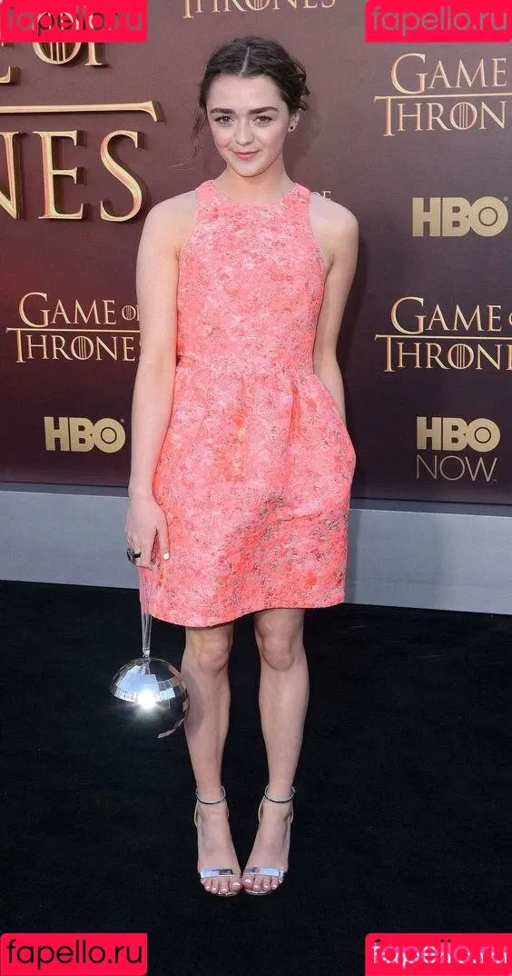 Maisie Williams Onlyfans Photo Gallery 