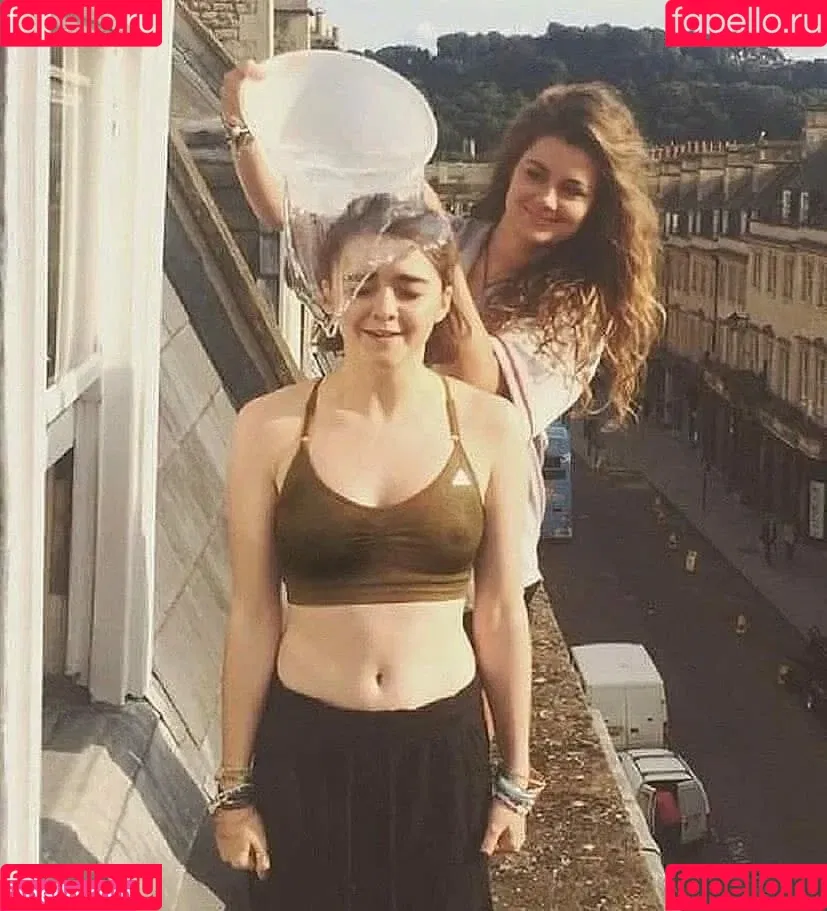 Maisie Williams Onlyfans Photo Gallery 
