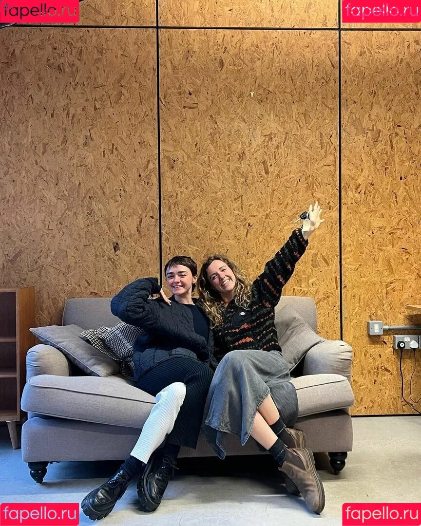 Maisie Williams Onlyfans Photo Gallery 