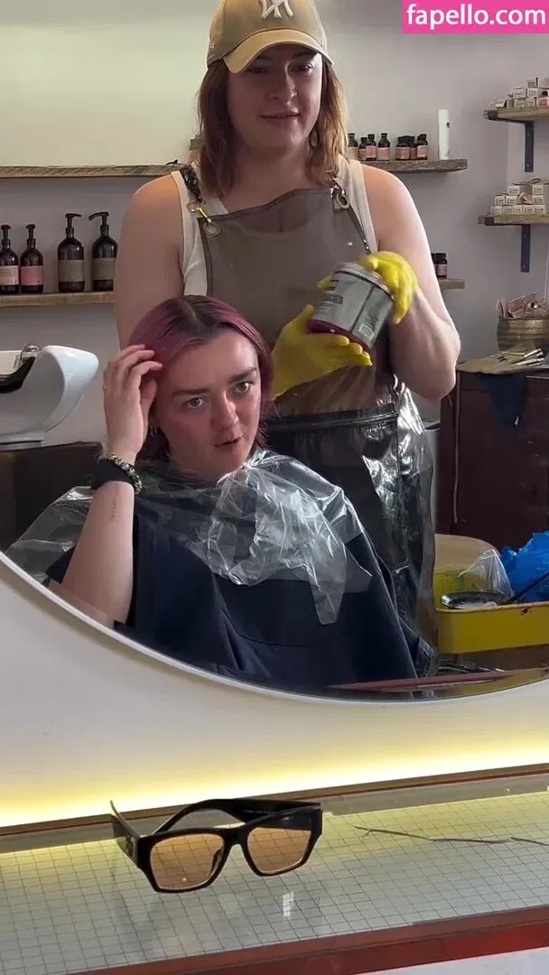 Maisie Williams Onlyfans Photo Gallery 