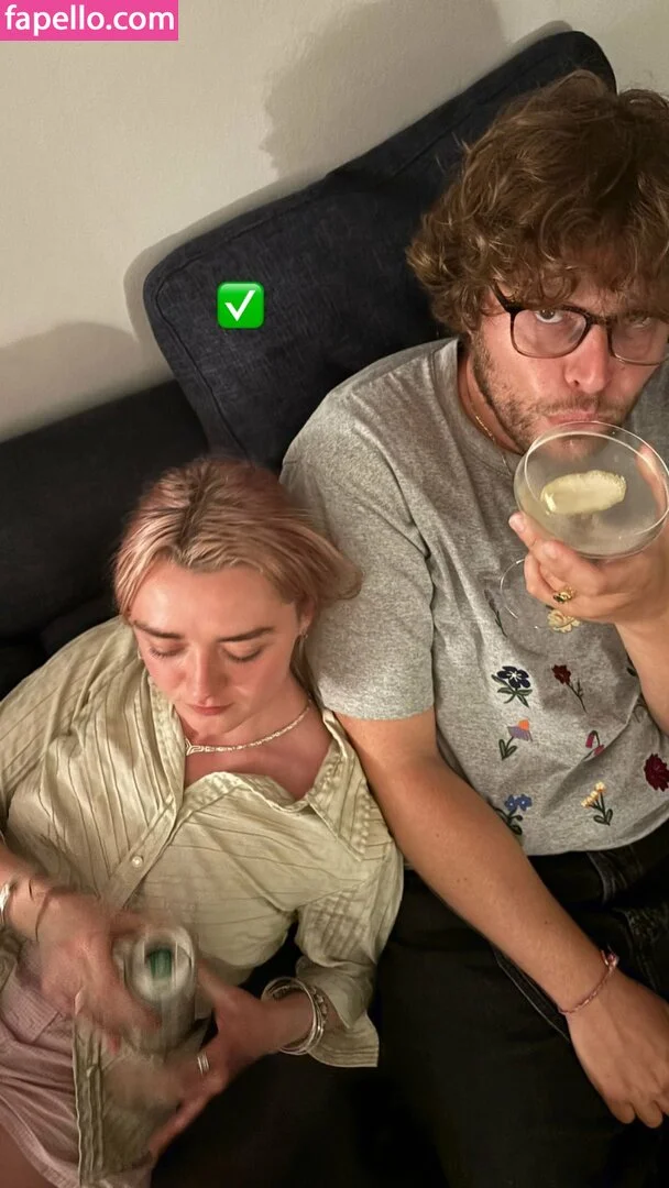 Maisie Williams Onlyfans Photo Gallery 