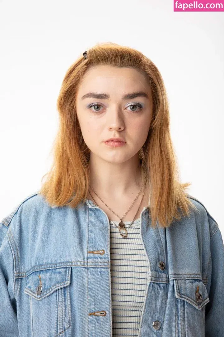 Maisie Williams Onlyfans Photo Gallery 