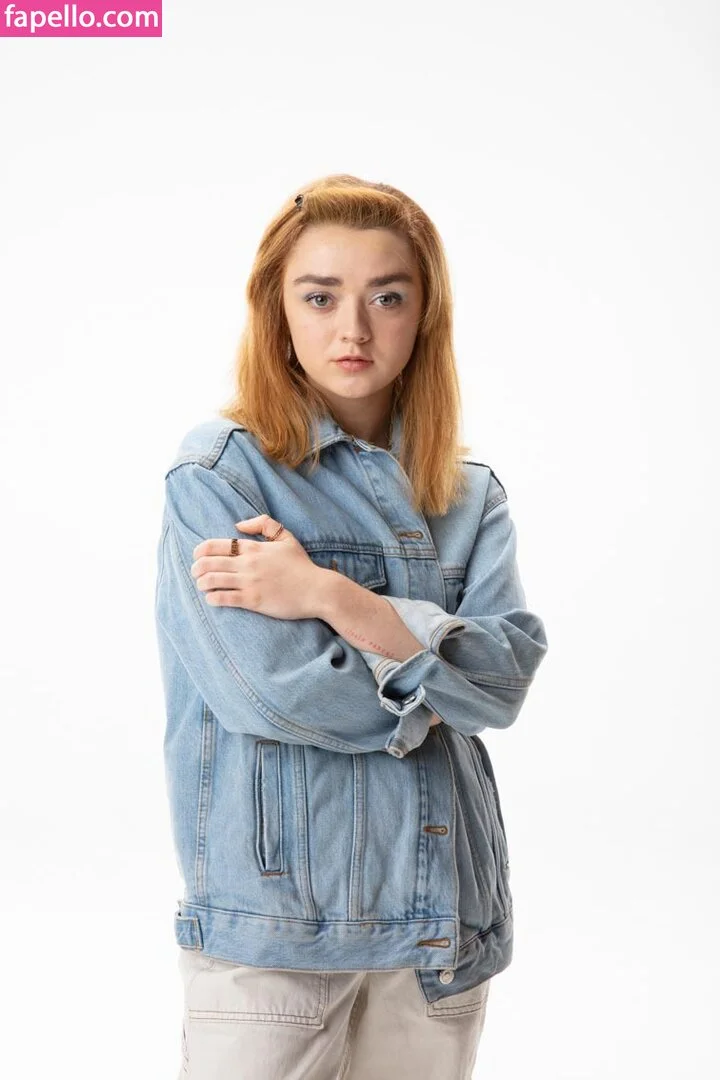 Maisie Williams Onlyfans Photo Gallery 