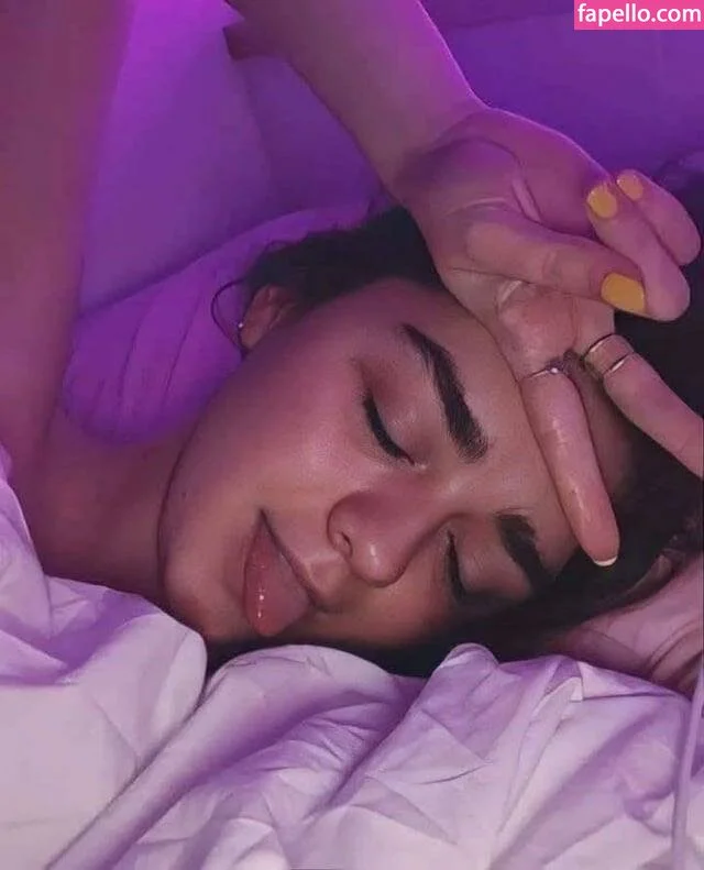 Maisie Williams Onlyfans Photo Gallery 