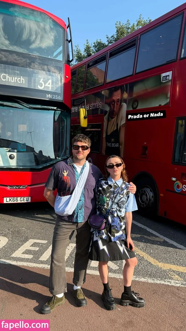 Maisie Williams Onlyfans Photo Gallery 