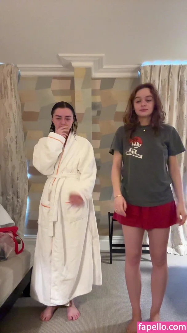 Maisie Williams Onlyfans Photo Gallery 