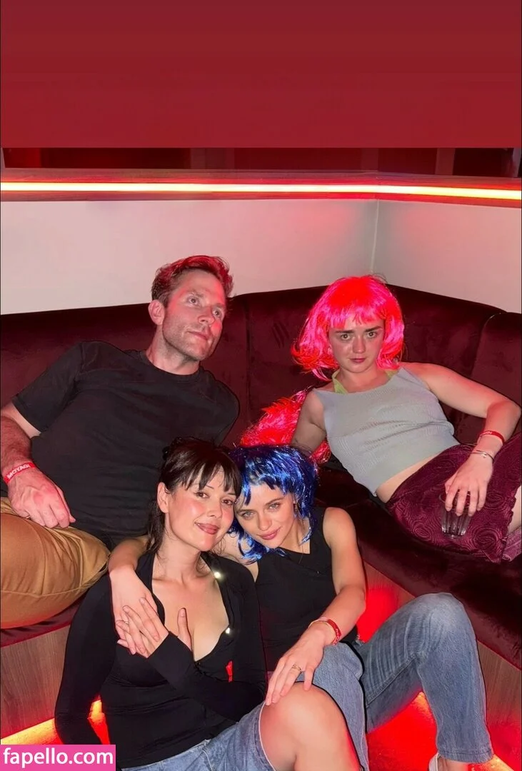 Maisie Williams Onlyfans Photo Gallery 