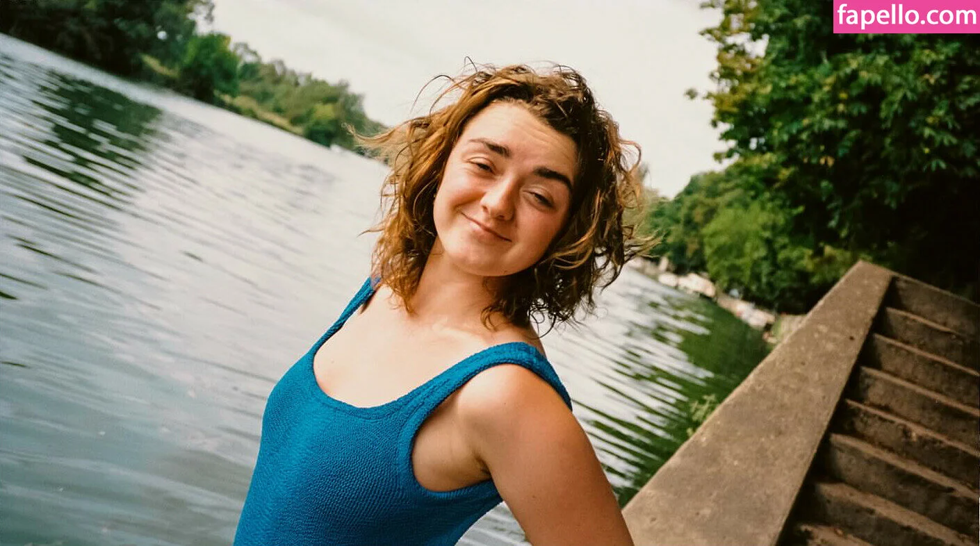Maisie Williams Onlyfans Photo Gallery 