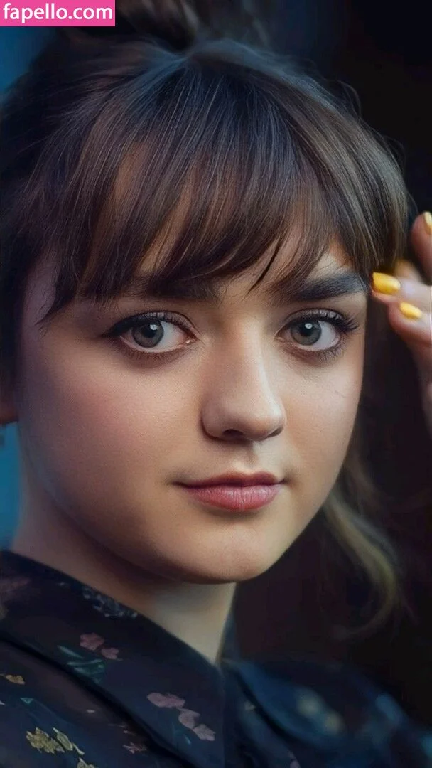 Maisie Williams Onlyfans Photo Gallery 