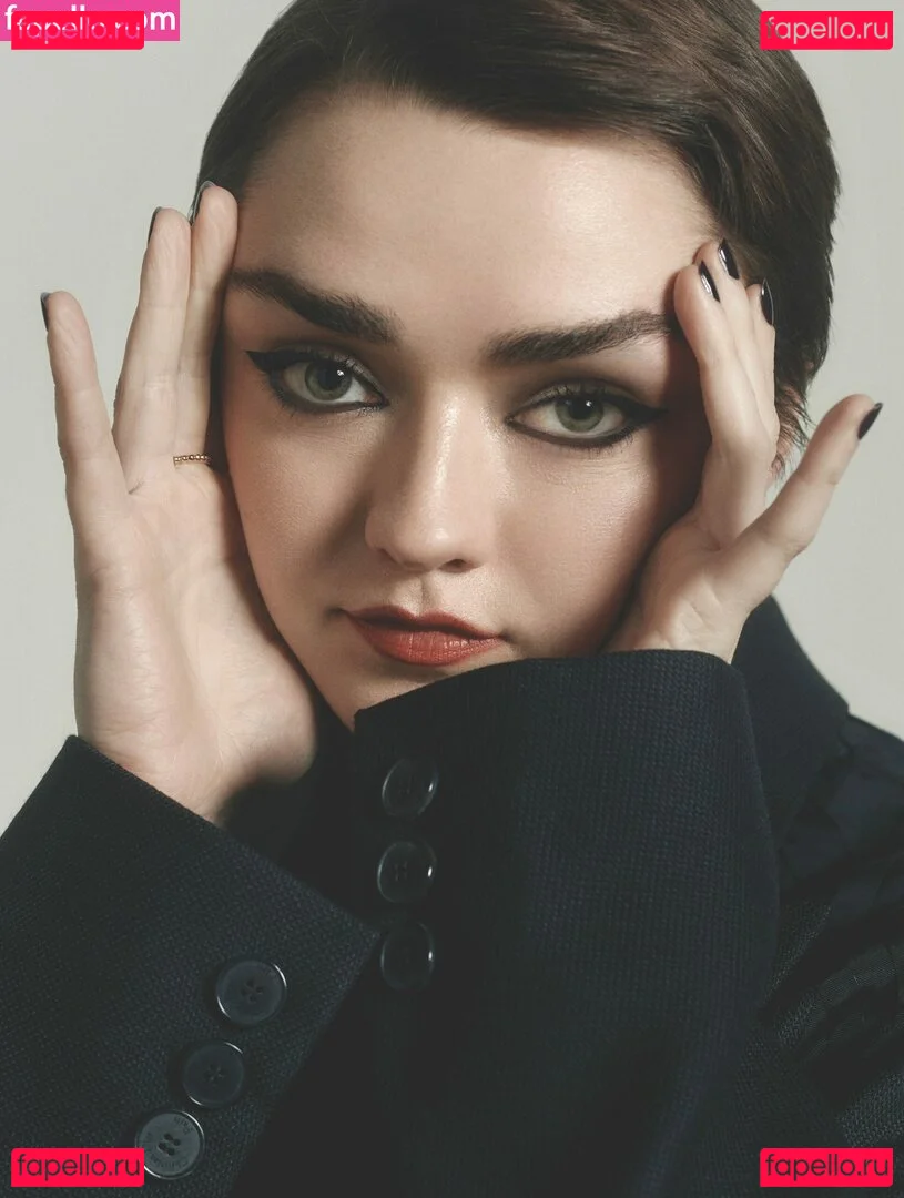 Maisie Williams Onlyfans Photo Gallery 