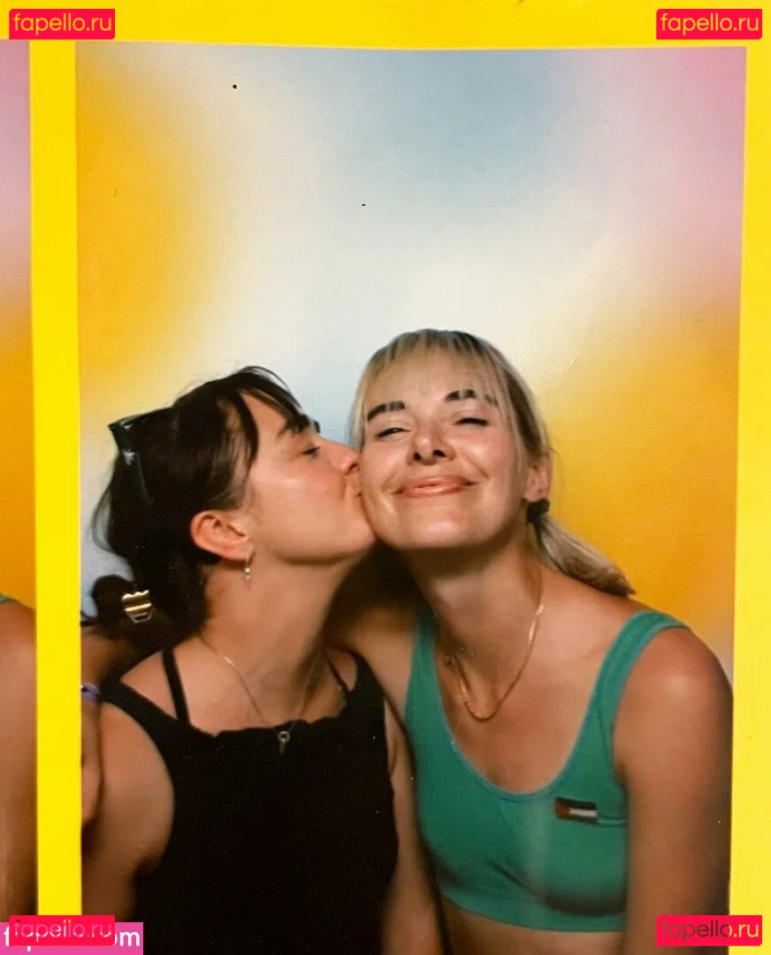 Maisie Williams Onlyfans Photo Gallery 