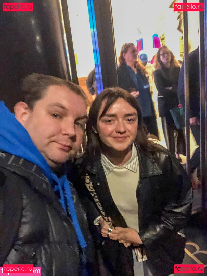 Maisie Williams Onlyfans Photo Gallery 