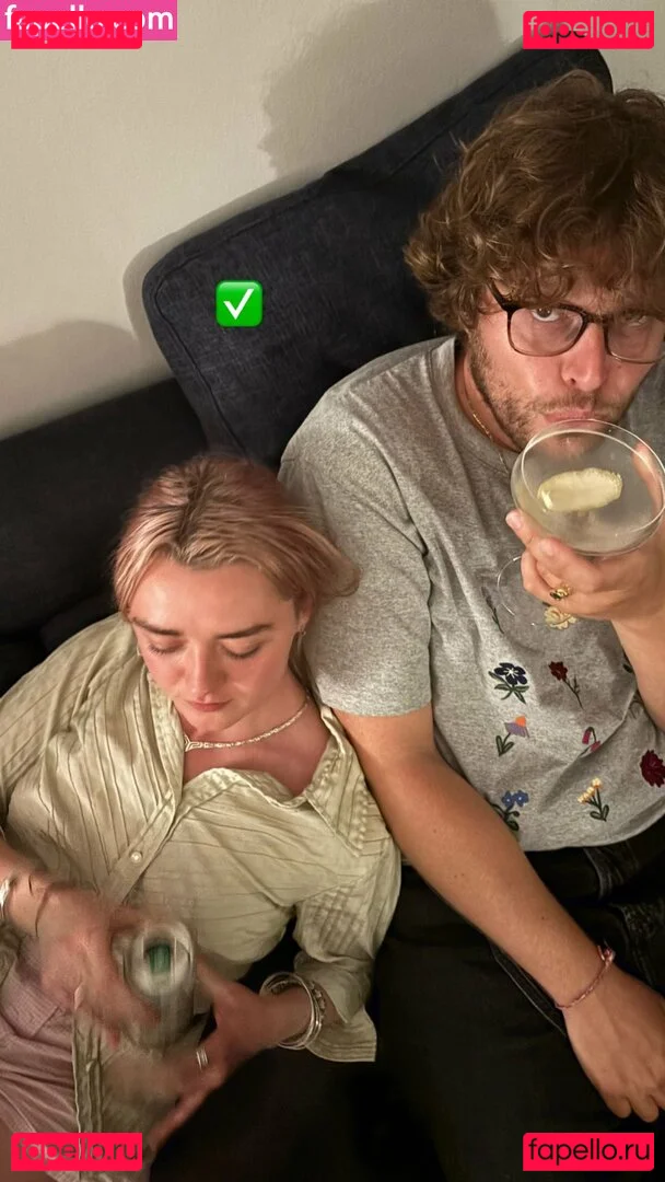 Maisie Williams Onlyfans Photo Gallery 