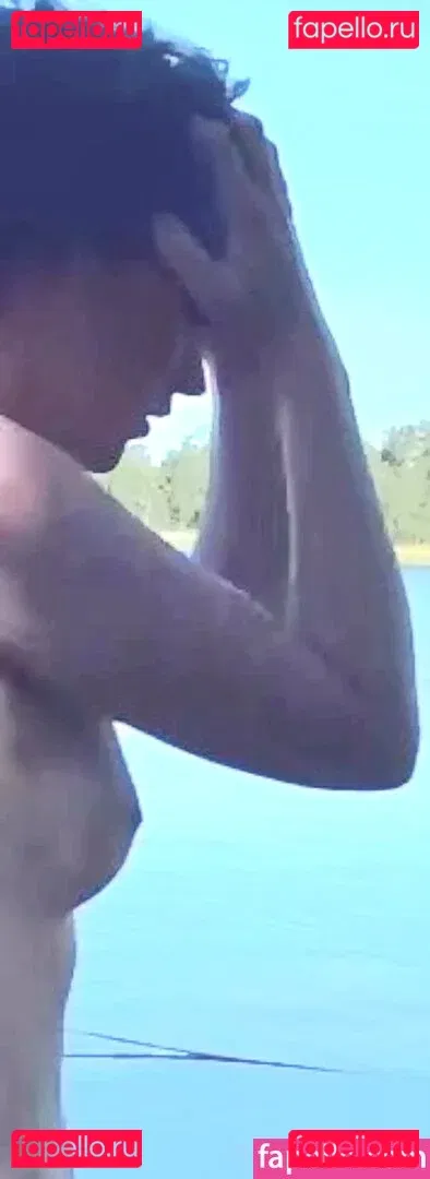 Maisie Williams Onlyfans Photo Gallery 