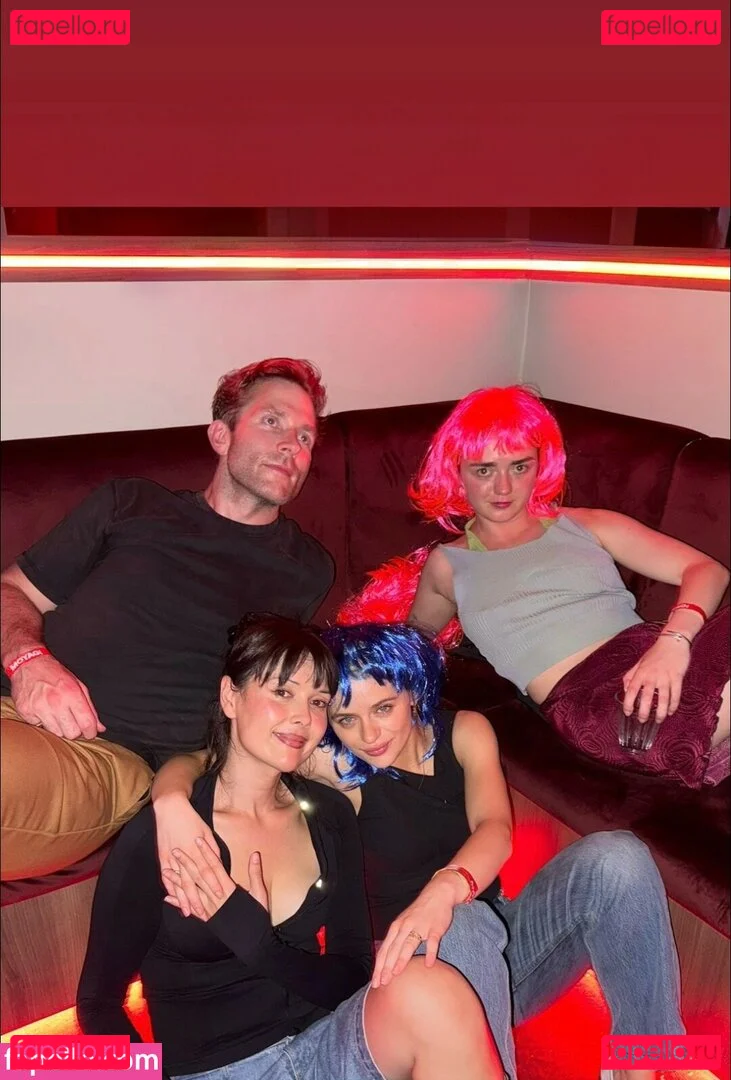 Maisie Williams Onlyfans Photo Gallery 