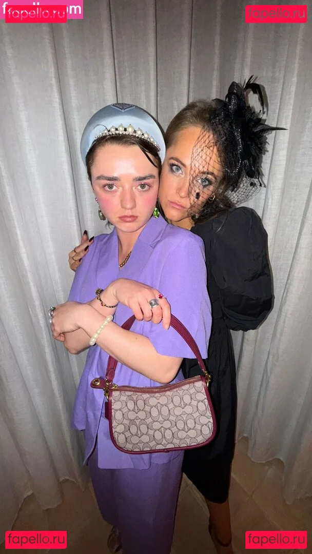 Maisie Williams Onlyfans Photo Gallery 