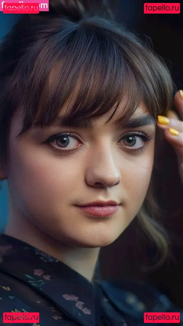 Maisie Williams Onlyfans Photo Gallery 