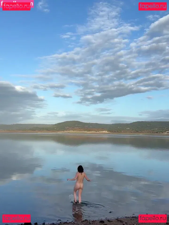 Maisie Williams Onlyfans Photo Gallery 