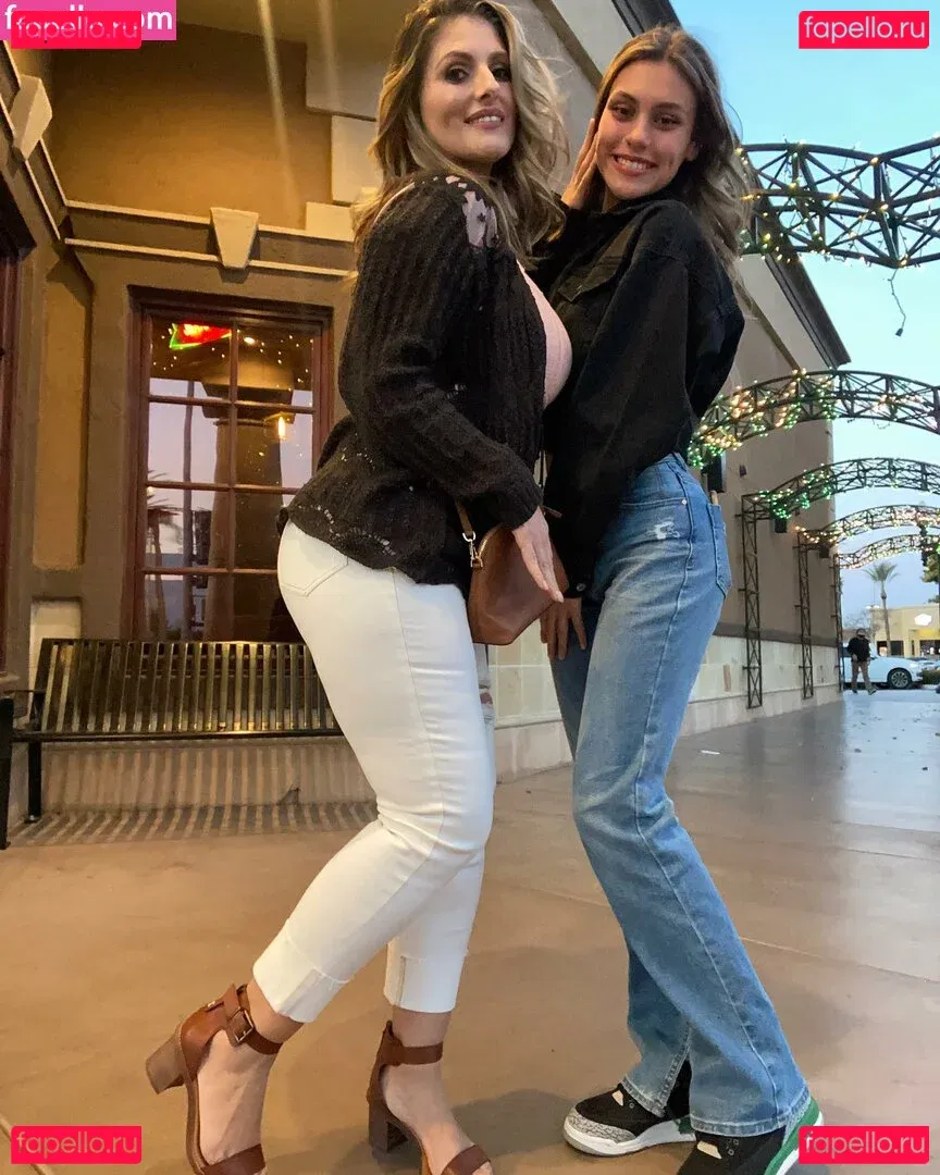 Blanca M Onlyfans Photo Gallery 