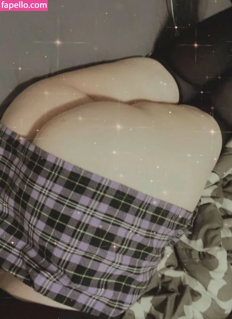 lilyivymfc Onlyfans Photo Gallery 