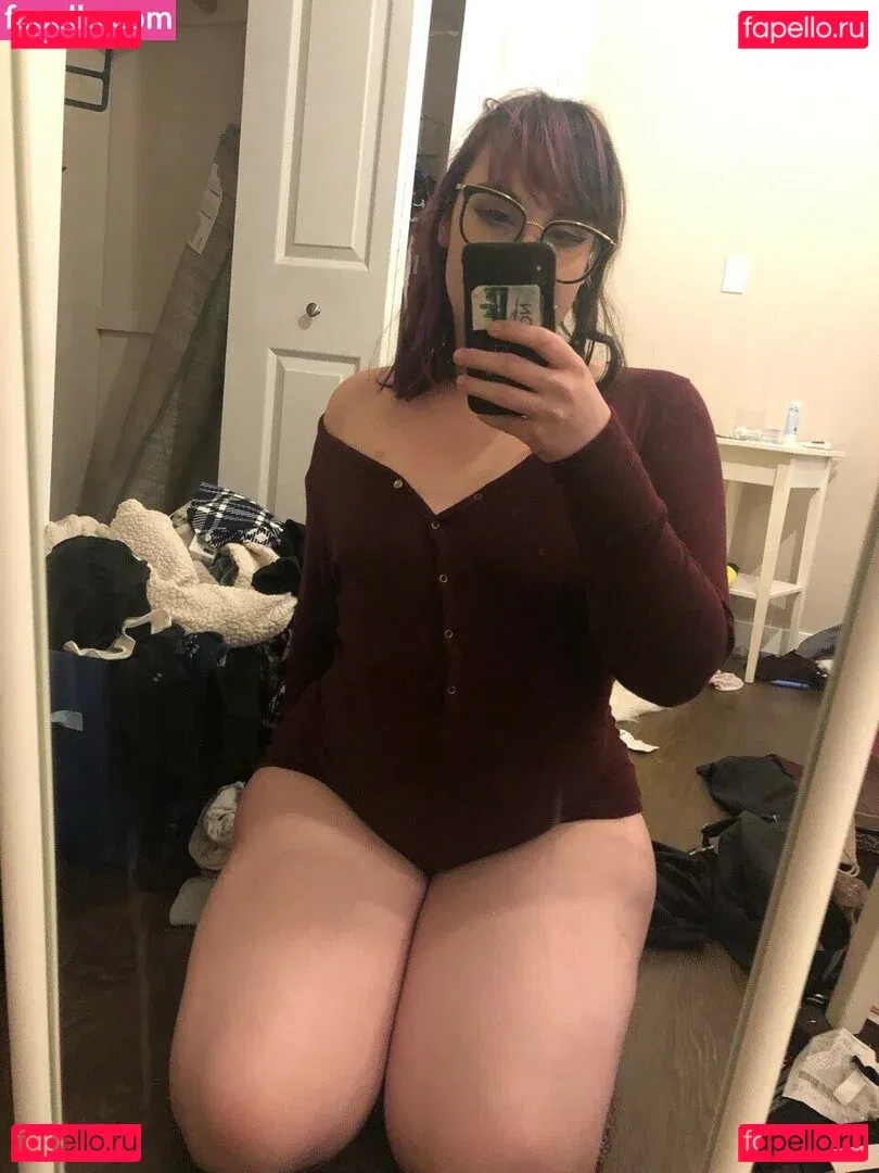 lilyivymfc Onlyfans Photo Gallery 