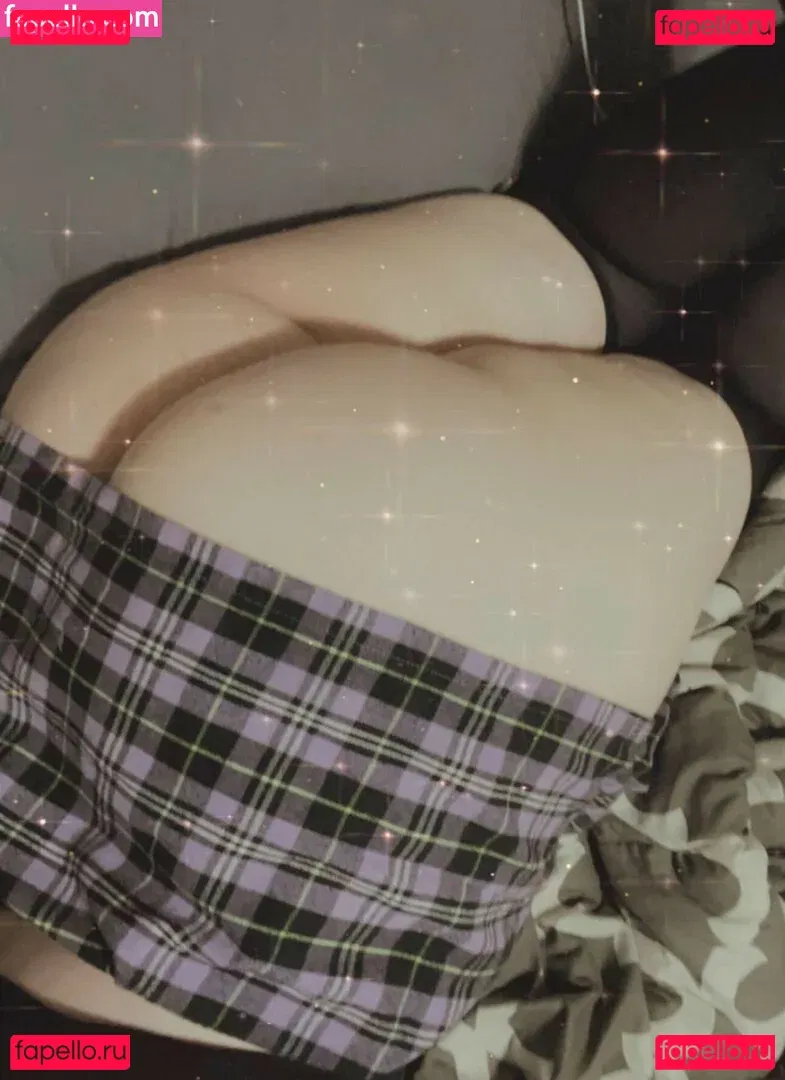 lilyivymfc Onlyfans Photo Gallery 