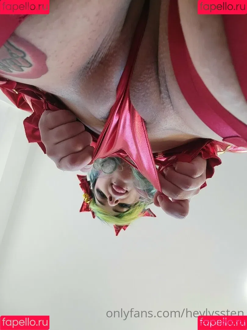 HeyLyssten Onlyfans Photo Gallery 