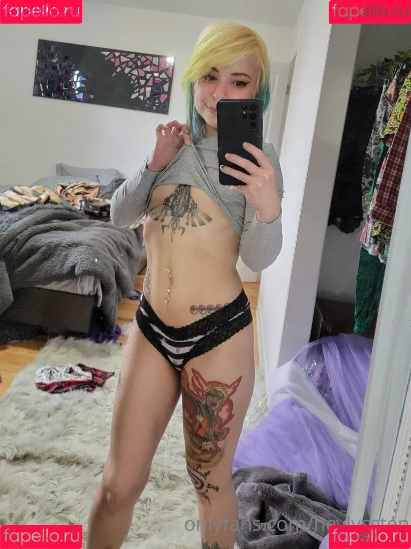 HeyLyssten Onlyfans Photo Gallery 
