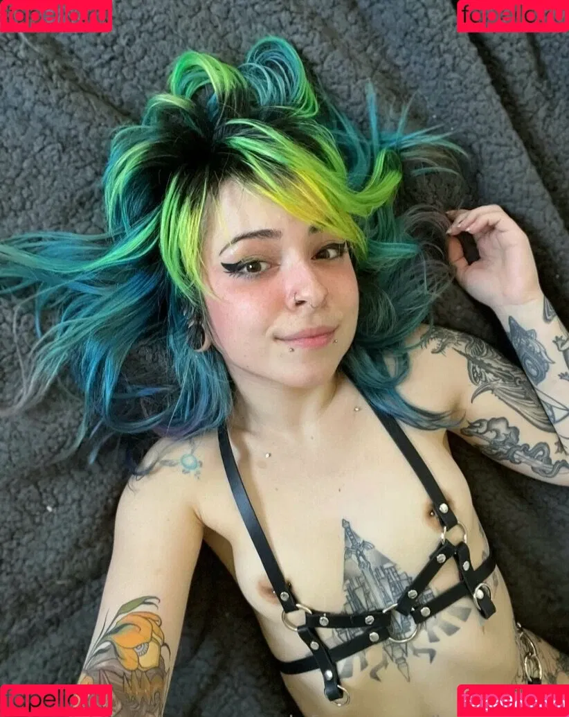 HeyLyssten Onlyfans Photo Gallery 
