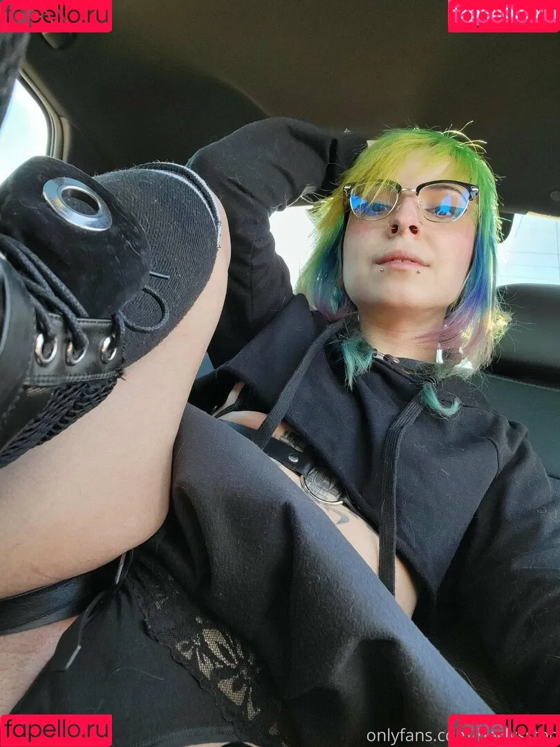 HeyLyssten Onlyfans Photo Gallery 