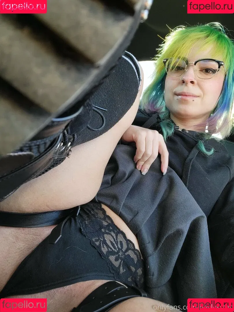 HeyLyssten Onlyfans Photo Gallery 