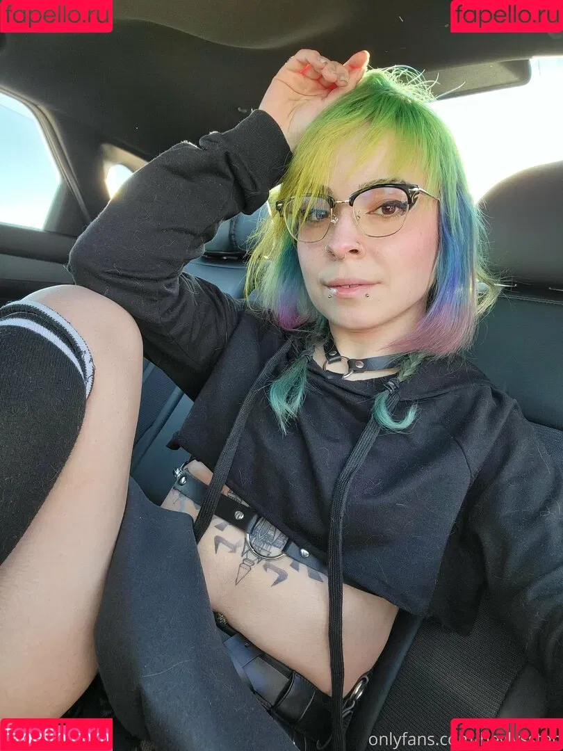HeyLyssten Onlyfans Photo Gallery 