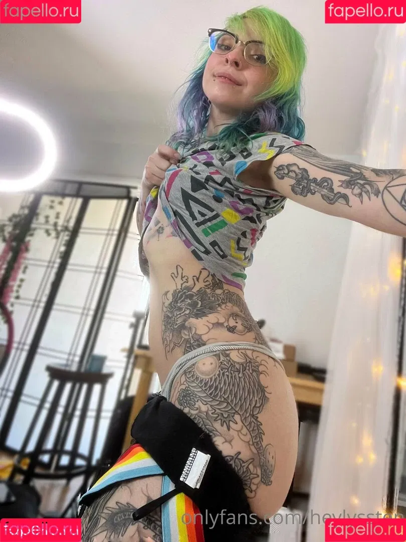 HeyLyssten Onlyfans Photo Gallery 