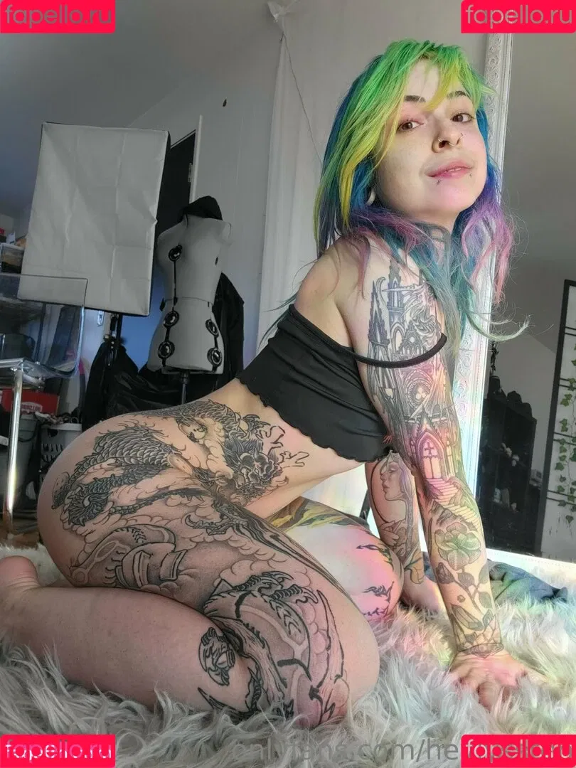 HeyLyssten Onlyfans Photo Gallery 