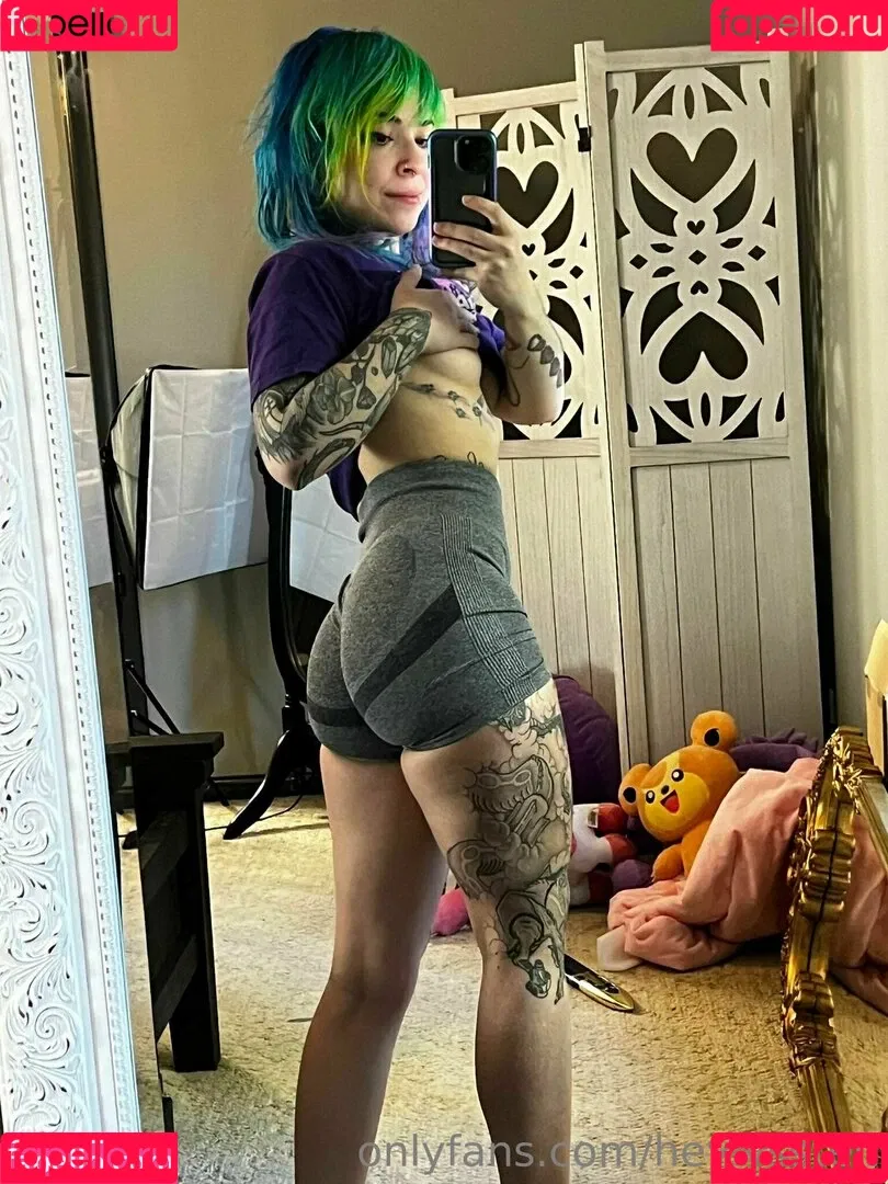 HeyLyssten Onlyfans Photo Gallery 
