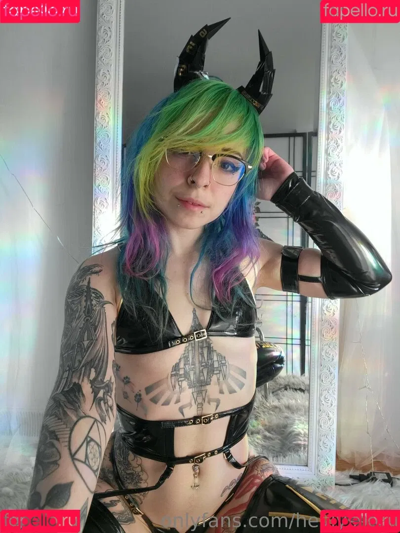 HeyLyssten Onlyfans Photo Gallery 