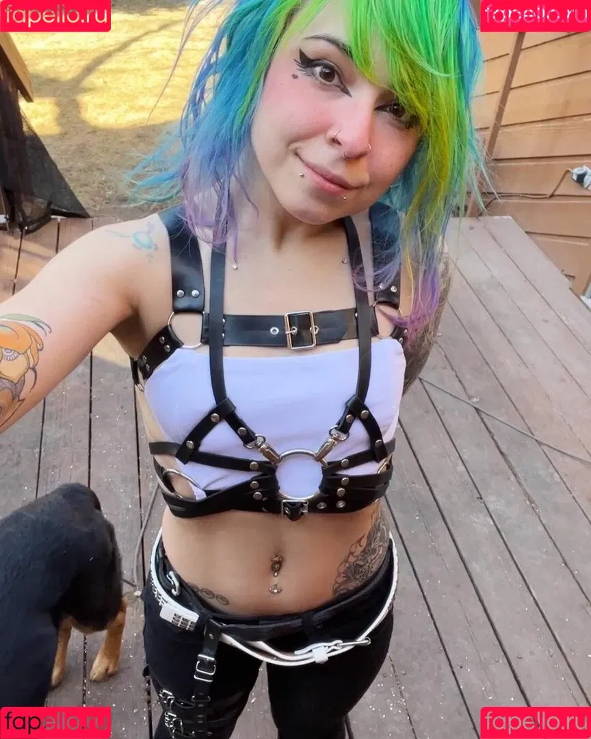 HeyLyssten Onlyfans Photo Gallery 