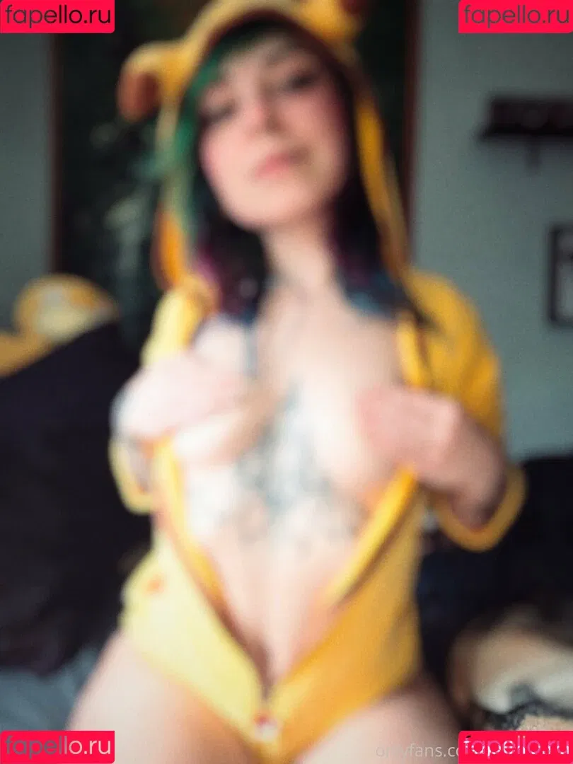 HeyLyssten Onlyfans Photo Gallery 