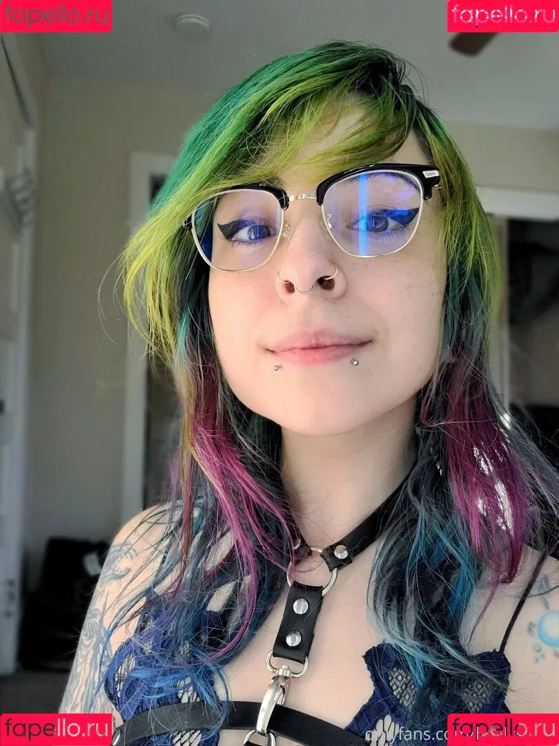 HeyLyssten Onlyfans Photo Gallery 