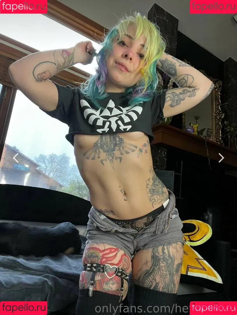 HeyLyssten Onlyfans Photo Gallery 